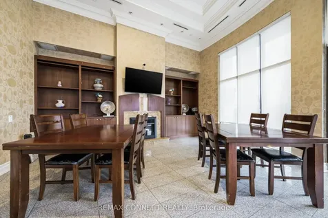 11121 Yonge Street Richmond Hill ON L4C 0S7