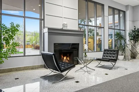 11121 Yonge Street Richmond Hill ON L4C 0S7