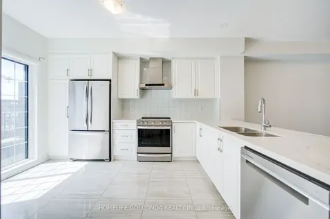 7 Maybank Lane Whitchurch-stouffville ON L4A 4X7
