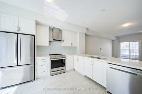 7 Maybank Lane Whitchurch-stouffville ON L4A 4X7
