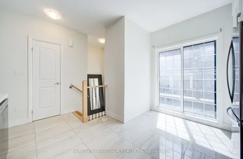 7 Maybank Lane Whitchurch-stouffville ON L4A 4X7