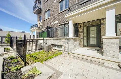 7 Maybank Lane Whitchurch-stouffville ON L4A 4X7