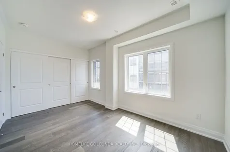 7 Maybank Lane Whitchurch-stouffville ON L4A 4X7