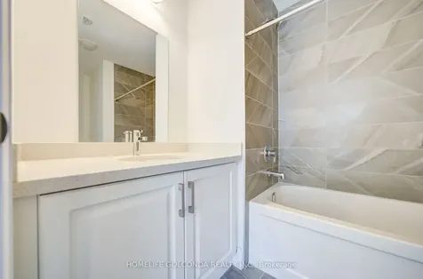 7 Maybank Lane Whitchurch-stouffville ON L4A 4X7