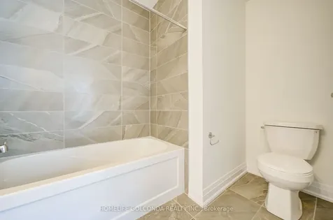 7 Maybank Lane Whitchurch-stouffville ON L4A 4X7