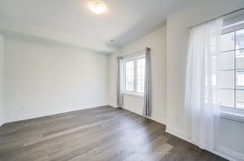 7 Maybank Lane Whitchurch-stouffville ON L4A 4X7