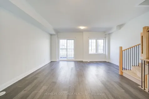 7 Maybank Lane Whitchurch-stouffville ON L4A 4X7