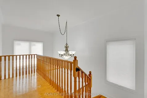 182 Buena Vista Drive Vaughan ON L4H 1T7