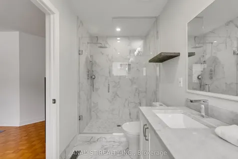 182 Buena Vista Drive Vaughan ON L4H 1T7