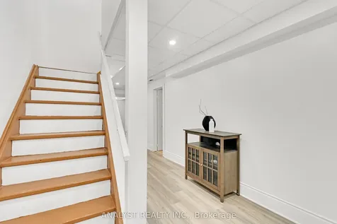 182 Buena Vista Drive Vaughan ON L4H 1T7