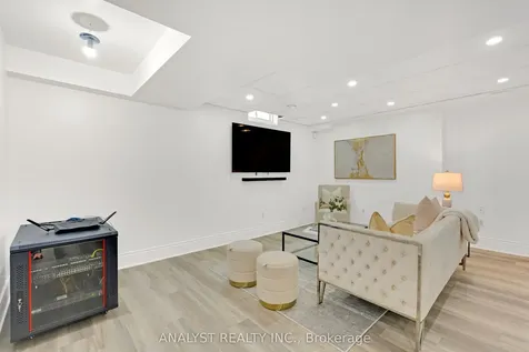 182 Buena Vista Drive Vaughan ON L4H 1T7