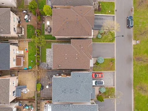 182 Buena Vista Drive Vaughan ON L4H 1T7