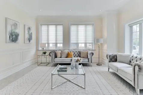 5 Oakcrest Avenue Markham ON L3R 2B7