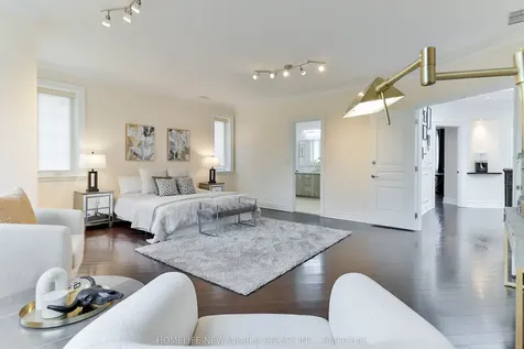5 Oakcrest Avenue Markham ON L3R 2B7