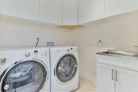 5 Oakcrest Avenue Markham ON L3R 2B7