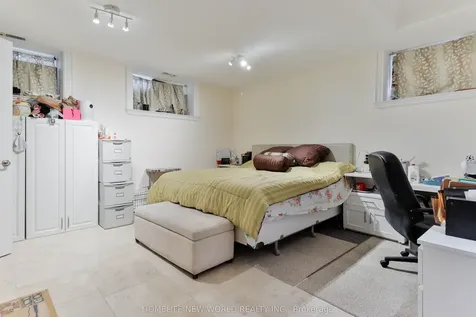 5 Oakcrest Avenue Markham ON L3R 2B7