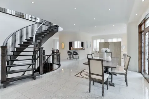 5 Oakcrest Avenue Markham ON L3R 2B7