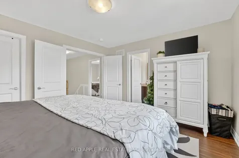 347 Luck Court Newmarket ON L3X 0J5