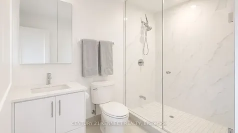 105 Oneida Crescent Richmond Hill ON L4B 0H6