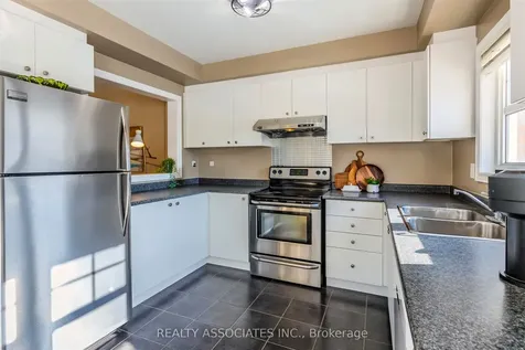 19 Bearings Avenue Whitchurch-stouffville ON L4A 0W6