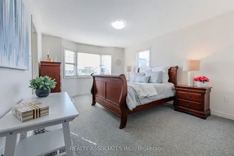 19 Bearings Avenue Whitchurch-stouffville ON L4A 0W6