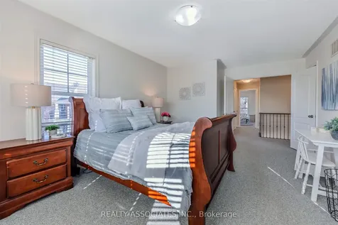 19 Bearings Avenue Whitchurch-stouffville ON L4A 0W6