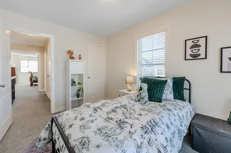 19 Bearings Avenue Whitchurch-stouffville ON L4A 0W6