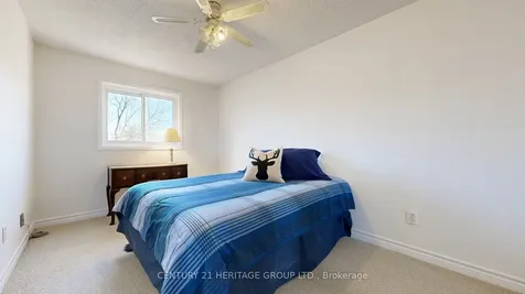 14 Dunkeld Way Markham ON L3T 4Y9