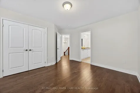 101 Gardiner Drive Bradford West Gwillimbury ON L3Z 3G2