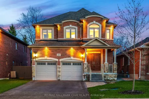 101 Gardiner Drive Bradford West Gwillimbury ON L3Z 3G2