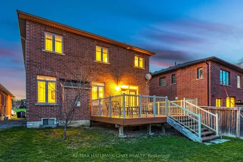 101 Gardiner Drive Bradford West Gwillimbury ON L3Z 3G2