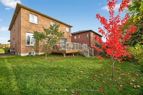 101 Gardiner Drive Bradford West Gwillimbury ON L3Z 3G2