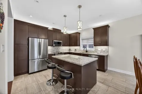 101 Gardiner Drive Bradford West Gwillimbury ON L3Z 3G2