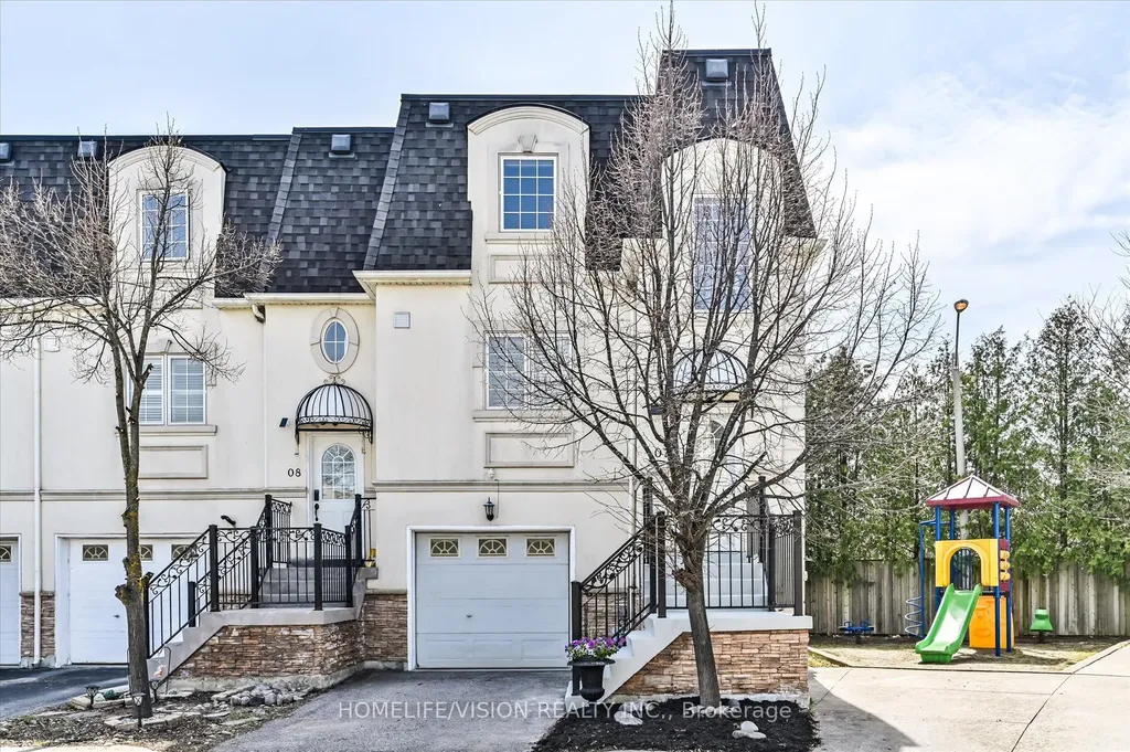 215 16th Avenue Richmond Hill ON L4C 0T8
