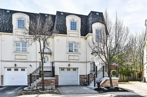 215 16th Avenue Richmond Hill ON L4C 0T8