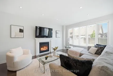 37 Schwalm Crescent New Tecumseth ON L0G 1W0