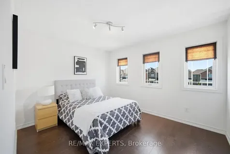 37 Schwalm Crescent New Tecumseth ON L0G 1W0