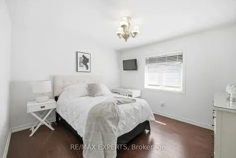 37 Schwalm Crescent New Tecumseth ON L0G 1W0