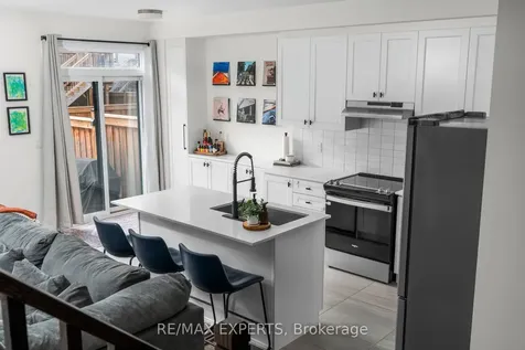 1473 Blackmore Street Innisfil ON L9S 0P1