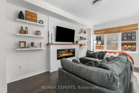 1473 Blackmore Street Innisfil ON L9S 0P1