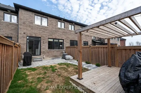1473 Blackmore Street Innisfil ON L9S 0P1