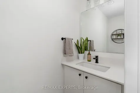 1473 Blackmore Street Innisfil ON L9S 0P1