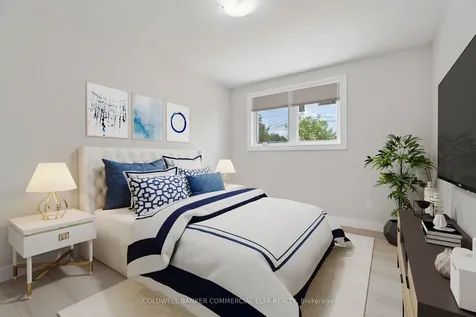 741 Sunnypoint Drive Newmarket ON L3Y 2Z7