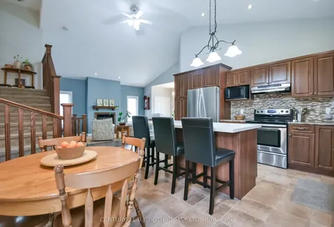 14 Stevenson Street Essa ON L3W 0P4