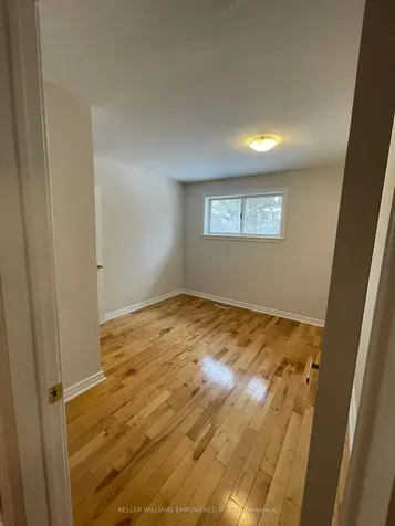 28 Foreht Crescent Aurora ON L4G 3E8