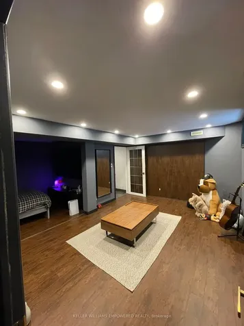 28 Foreht Crescent Aurora ON L4G 3E8