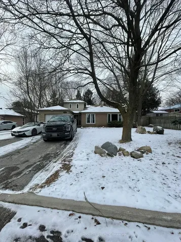 28 Foreht Crescent Aurora ON L4G 3E8