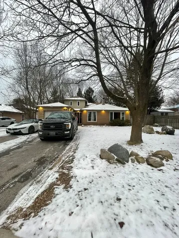 28 Foreht Crescent Aurora ON L4G 3E8
