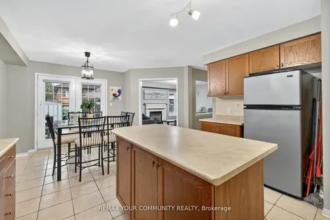5 Booth Street Bradford West Gwillimbury ON L3Z 0A3