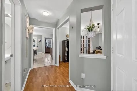 5 Booth Street Bradford West Gwillimbury ON L3Z 0A3